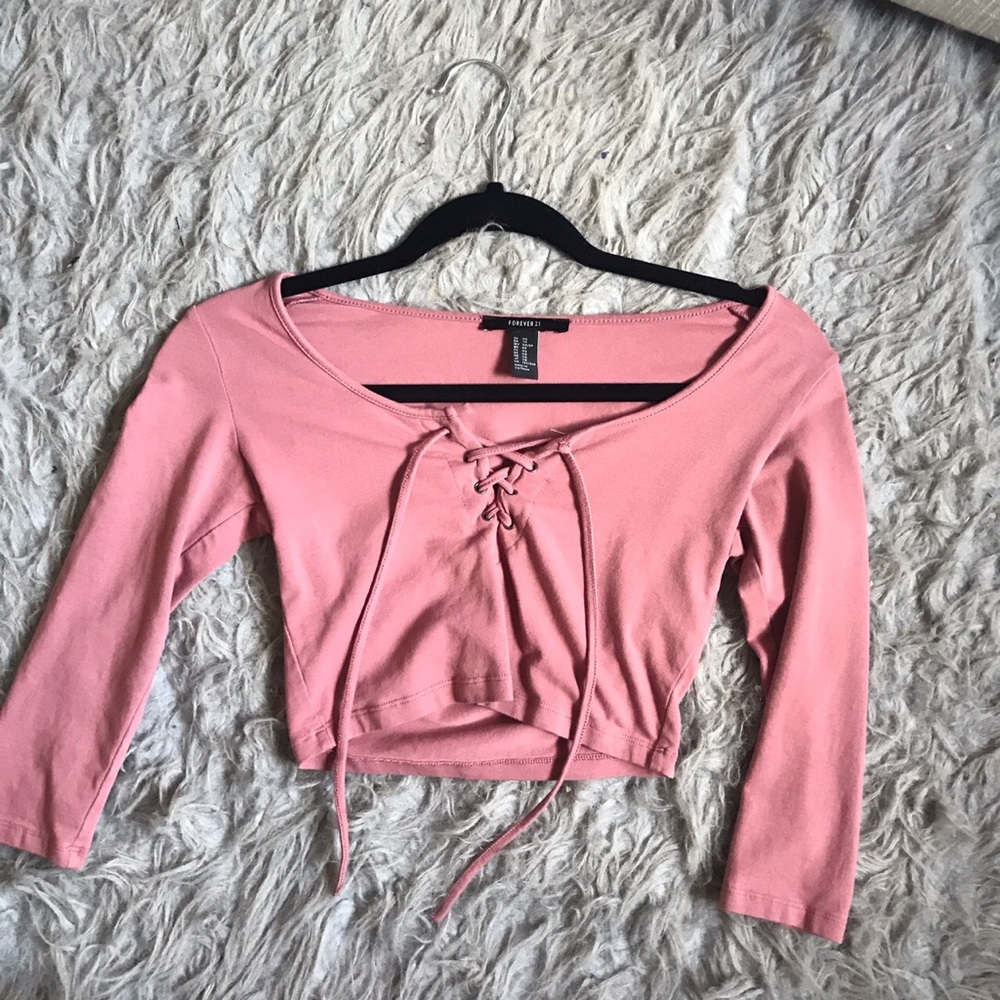 Muted pink criss cross crop top